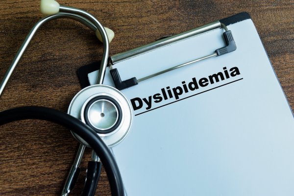 Meer ruimte voor voeding en leefstijl v��r statines bij dislipidemie?